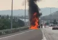 Seyir halindeki tır otoyolda alev alev yandı