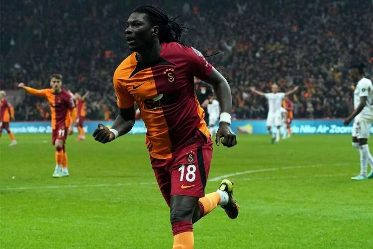 Gomis'ten Arda Güler mesajı: Seninle gurur duyuyorum haberinin görseli