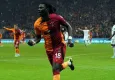 Gomis'ten Arda Güler mesajı: Seninle gurur duyuyorum
