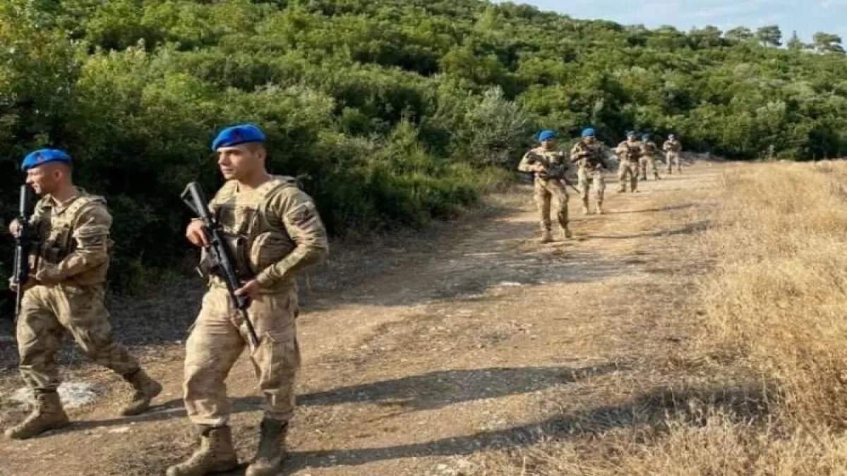 Aydın'da komandolar yangına hazır haberinin görseli