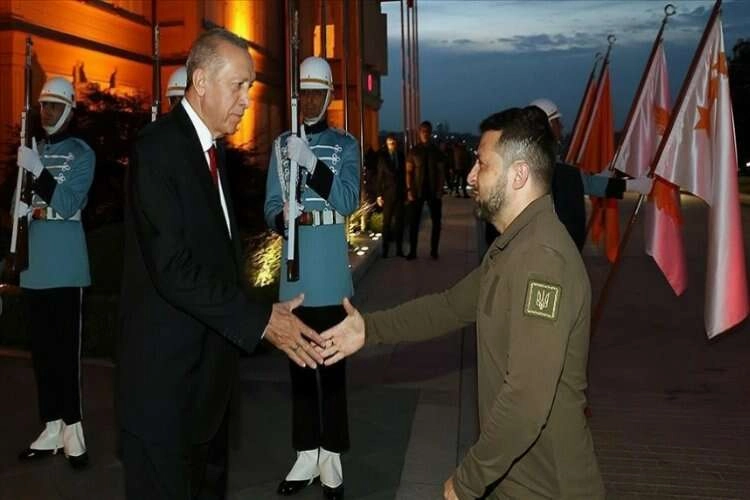 Erdoğan ile Zelenskiy'nin görüşmesi başladı haberinin görseli