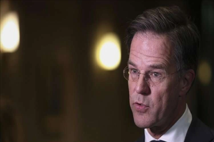 Hollanda'da koalisyon hükümeti istifa etti haberinin görseli