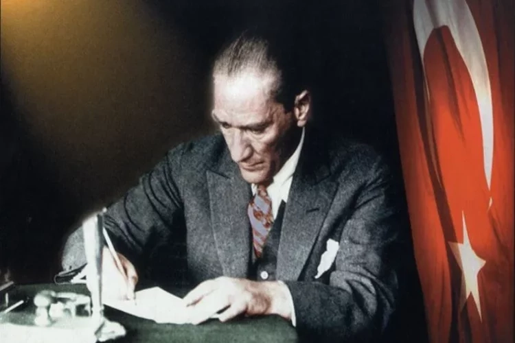 Bornova'da Cumhuriyet’in 100. yılına anlamlı yarışma haberinin görseli