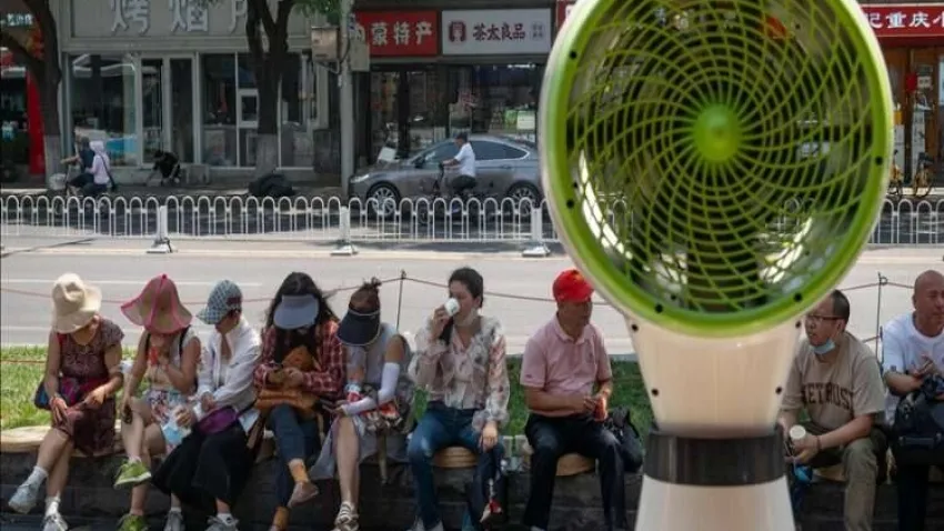 Çin'de aşırı sıcaklar nedeniyle sığınaklar açıldı haberinin görseli