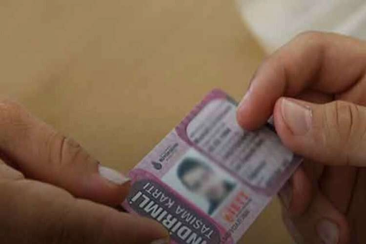 Otobüse başkasının kartıyla binmek istedi... Olay çıktı haberinin görseli