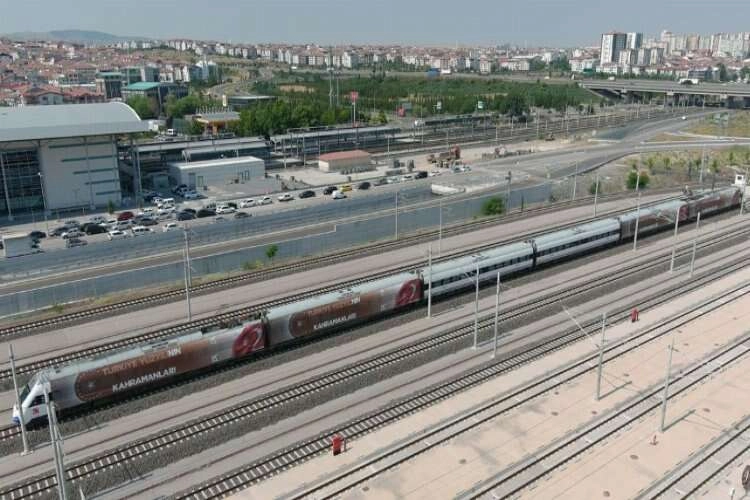 15 Temmuz treni yola çıkmaya hazır