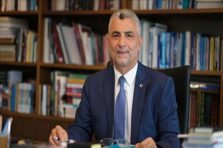 Bakan Bolat: Dünya ihracatında artış devam etmiş haberinin görseli