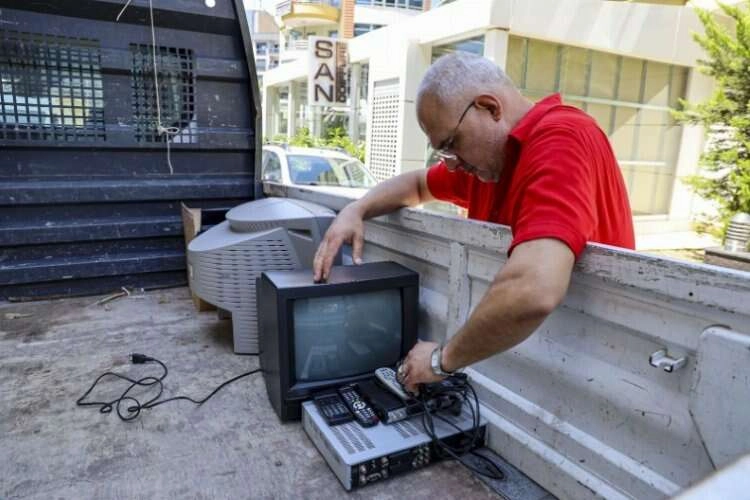 Karşıyaka’da elektronik atıklar tablete dönüşüyor haberinin görseli