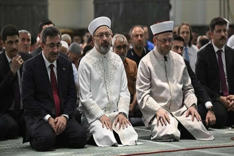 Beştepe Camisi'nde 15 Temmuz anması haberinin görseli