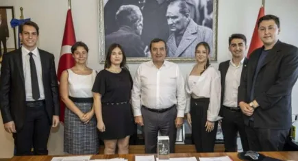 Abdül Batur’dan Konak Gençlik Meclisi’ne çalıştay desteği