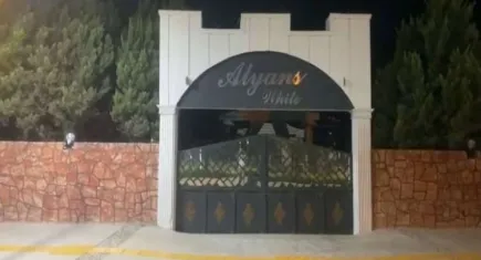 İzmir’de düğün salonunda duvar faciası!