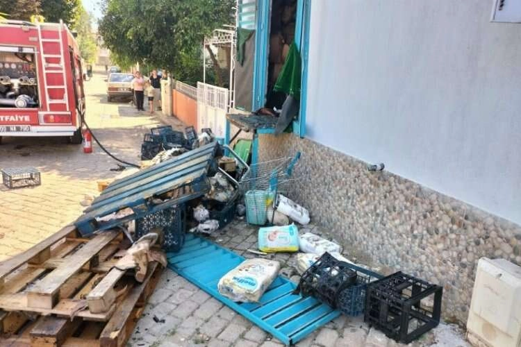 Aydın'da zincir markette yangın haberinin görseli