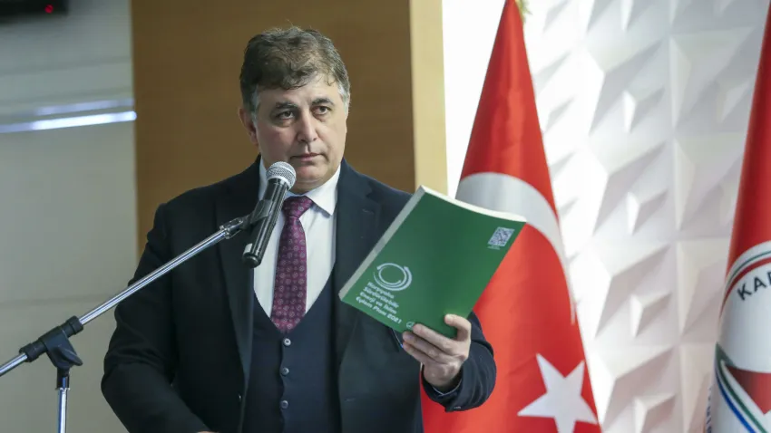 Karşıyaka Belediye Başkanı Dr. Cemil Tugay