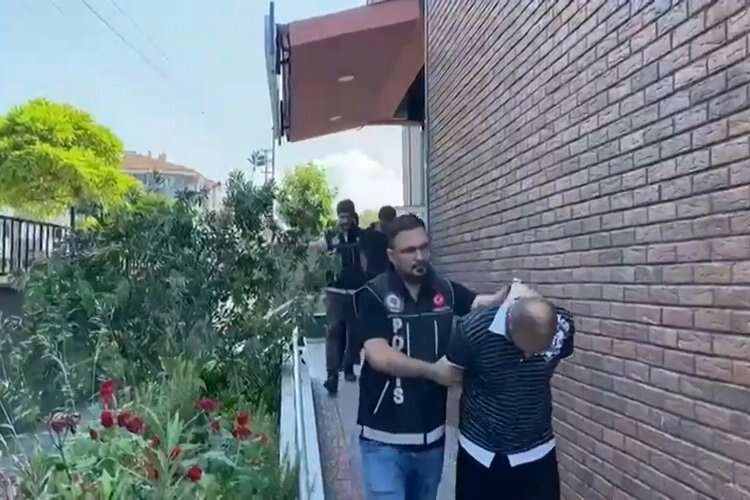 İzmir'de uyuşturucuya yönelik operasyon haberinin görseli