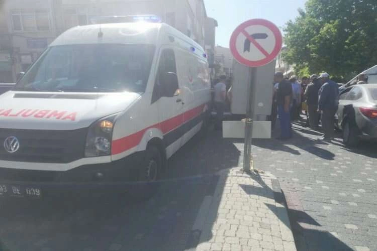 Afyonkarahisar'da otomobil bisiklete çarptı haberinin görseli