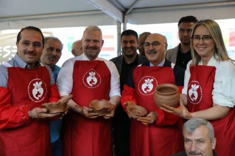 İzmirliler ikinci çömlek festivalinde buluşuyor! haberinin görseli