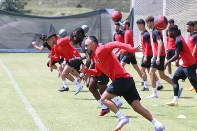 Gençlerbirliği, Kayserispor ile hazırlık maçına hazırlanıyor