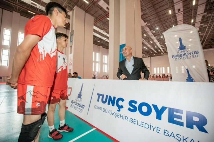 Spor kenti İzmir'den yeni mobil uygulama: Sporİzmir haberinin görseli