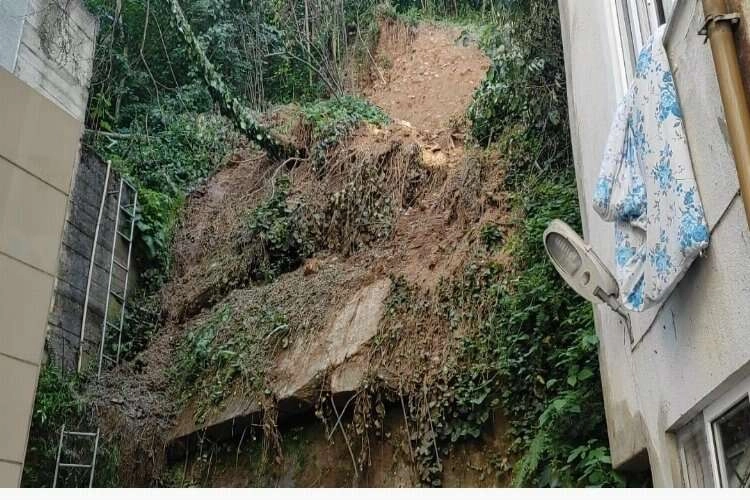 Giresun’da heyelan riski: Binalar boşaltılıyor