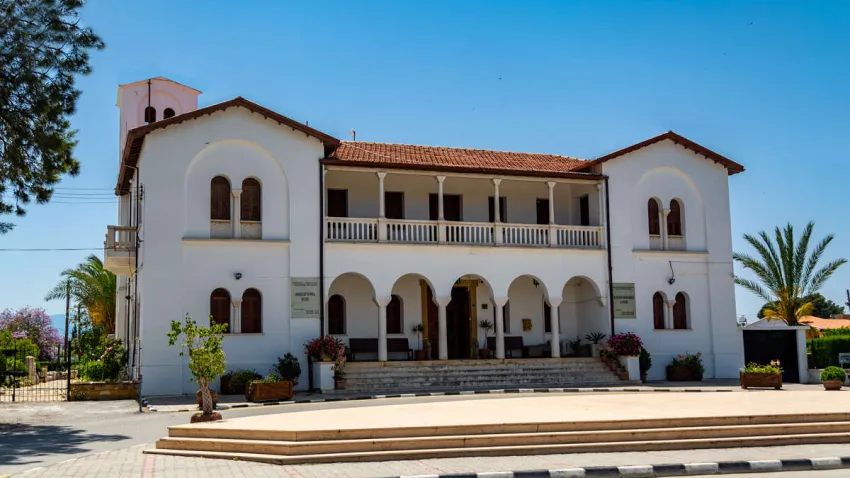 Güzelyurt Arkeoloji ve Doğa Müzesi