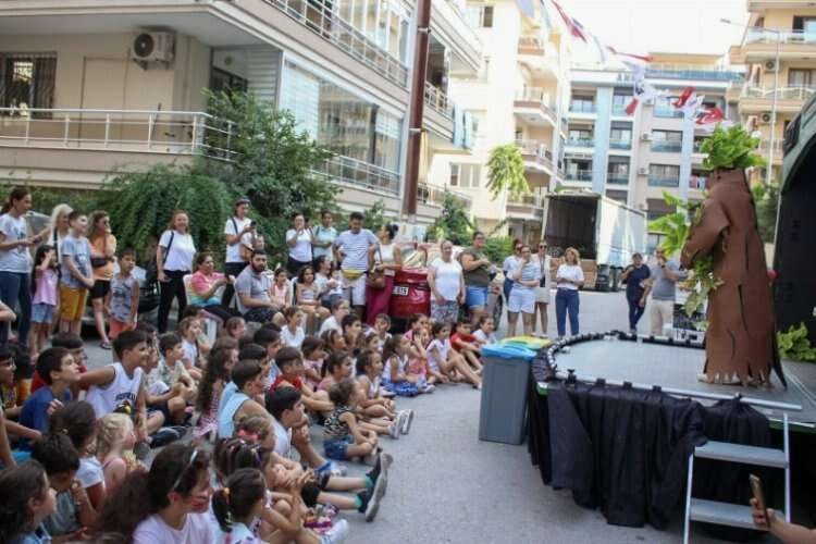 Karşıyaka'da ''Sokak Senin'' etkinliği devam ediyor haberinin görseli