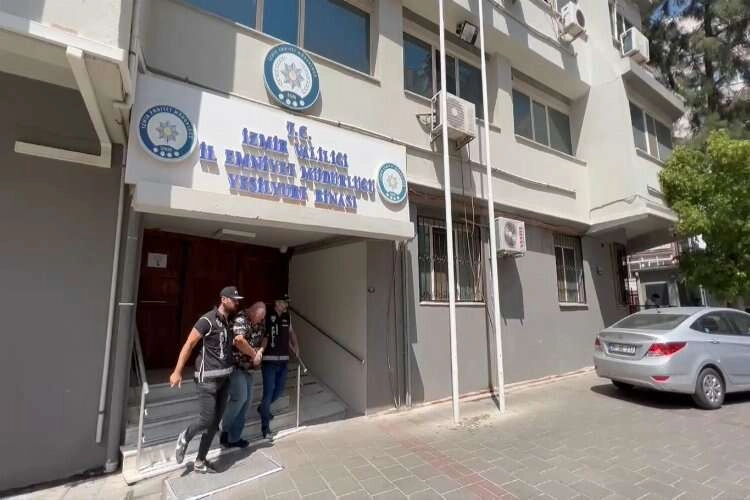 İzmir'de operasyon: 113 bin TL ele geçirildi haberinin görseli