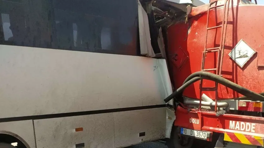servis kazası_ilkses (1)