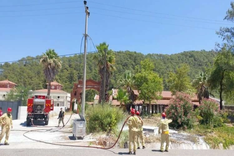 Muğla'da çıkan yangına anında müdahale haberinin görseli