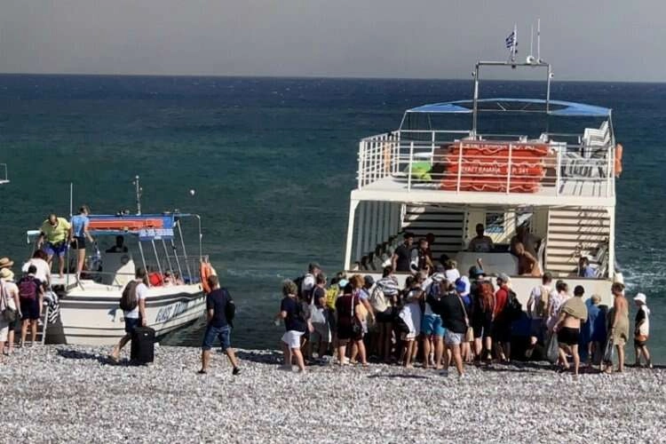 Yunanistan'da 2 bin kişi tahliye edildi