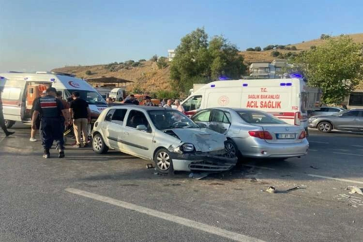 Aydın'da trafik kazası: 3 yaralı haberinin görseli