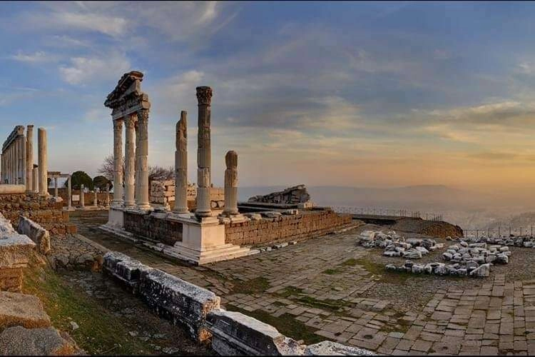 Bergama'ya nasıl gidilir? Bergama'da neler yapılır?