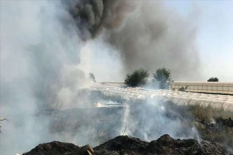 Antalya'da gazino binasında yangın! haberinin görseli