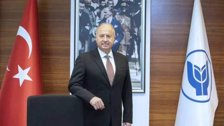 Üniversite Araştırmaları Laboratuvarı’nın yaptığı Türkiye Üniversite Memnuniyet Araştırması 2023 yayınlandı. Rapora göre, Yaşar Üniversitesi, Vakıf Üniversitelerinin Memnuniyet Alanlarına Göre Sıralaması’nda ilk 10 üniversite arasında yer aldı. Türkiye Üniversite Memnuniyet Araştırması’na 126 devlet ve 74 vakıf olmak üzere toplam 200 üniversitede öğrenim gören 47 bin 761 öğrenci katıldı. Hazırlanan raporda; “Öğrenim Deneyiminin Tatminkârlığı”, “Akademik Destek ve İlgi”, “Kurumun Yönetim ve İşleyişinden Memnuniyeti”, “Öğrenme İmkân ve Kaynaklarının Zenginliği”, “Kişisel Gelişim ve Kariyer Desteği” gibi kategoriler yer aldı.