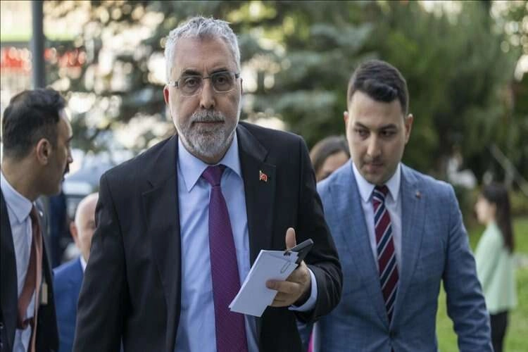 Bakan Işıkhan'dan kısa çalışma ödeneği açıklaması haberinin görseli