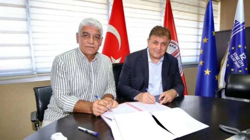 Başkan Dr. Cemil Tugay, “Çalışma arkadaşlarımızın giderek ağırlaşan ekonomik şartlar ve hayat pahalılığı karşısında haklarını korumaya, insan onuruna yakışır şekilde, en iyi imkanları ve şartları sunmak için elimizden geleni yapmaya devam edeceğiz” dedi.