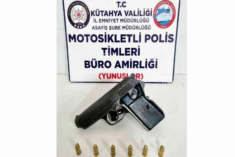 Kütahya'da motosikletli polis timinden operasyon haberinin görseli