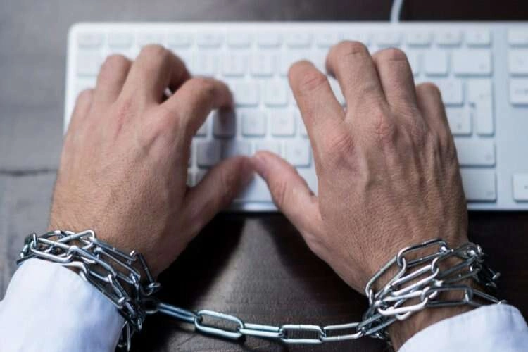 “2022’de sansür uygulamaları, 2021 rekorunu egale etti” haberinin görseli