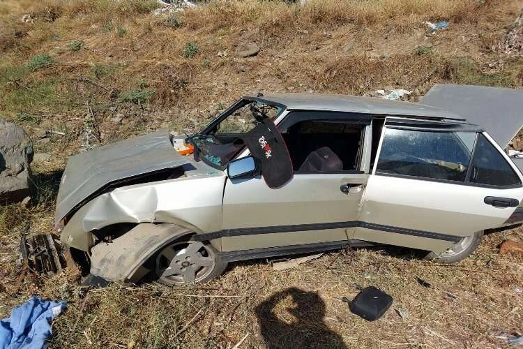 Aydın'da feci kaza: Otomobil şarampole yuvarlandı haberinin görseli