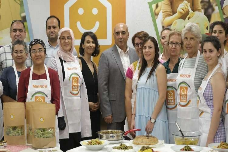 Migros, coğrafi işaretli kınalı bamya için mutfak atölyesi düzenledi haberinin görseli