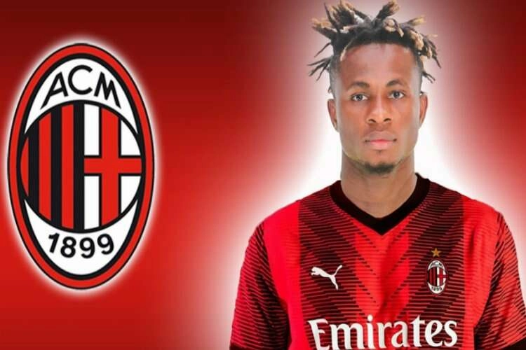 Samuel Chukwueze, resmen Milan'da haberinin görseli