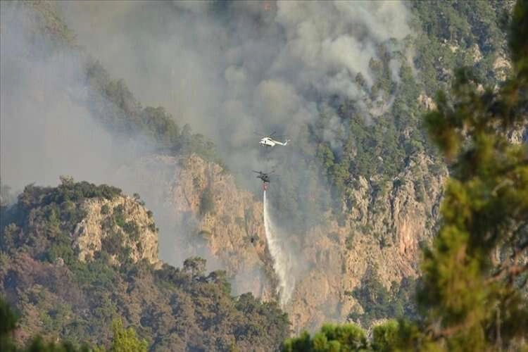 Antalya'daki orman yangınında sevindiren haber: Kontrol altında