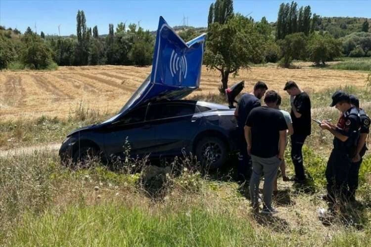 Uşak'ta yürekleri ağza getiren kaza haberinin görseli