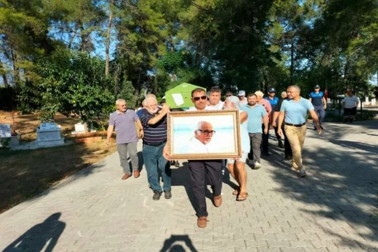 Gazeteci Nail Yurdakul toprağa verildi haberinin görseli