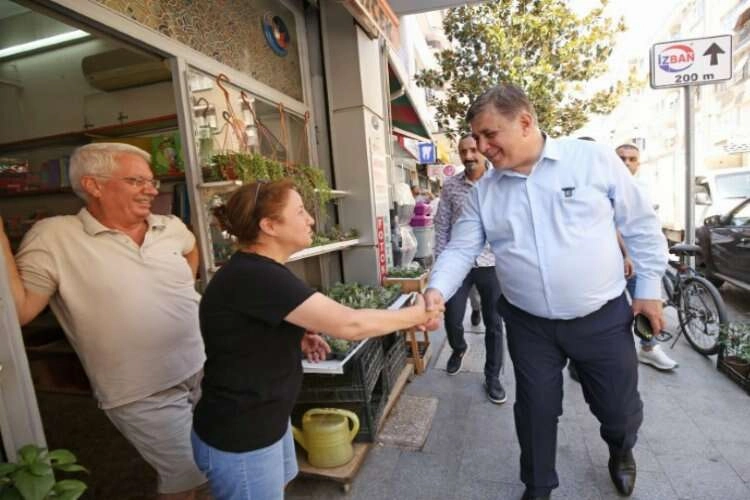 Başkan Tugay'dan Karşıyaka sokaklarında çevre denetimi