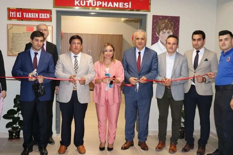 Samsun Kavak Cezavi'nde 'Şehit Eren Bülbül Kütüphanesi' açıldı haberinin görseli