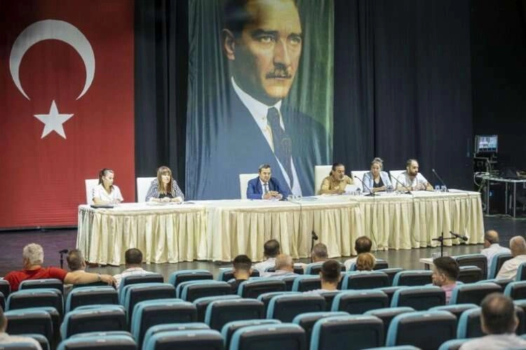 Konak Belediyesi'nde “Fütürizm ve Yapay Zekâ Çalıştayı” için ilk adım