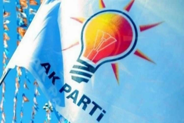 AK Parti, sahada vatandaş ile iç içe olacak haberinin görseli