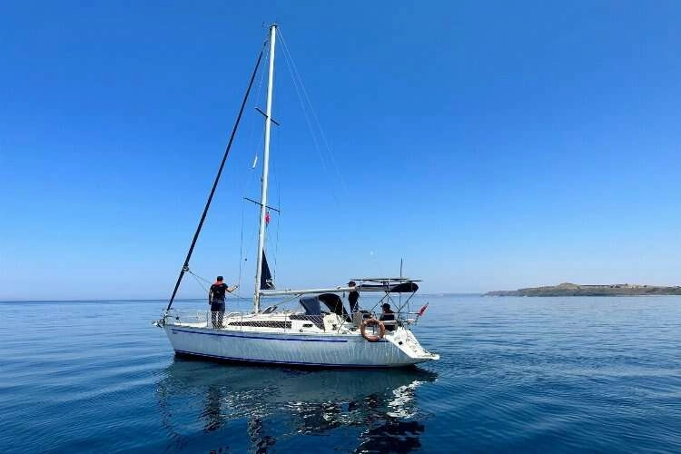 Çanakkale açıklarında 27 düzensiz göçmen yakalandı haberinin görseli