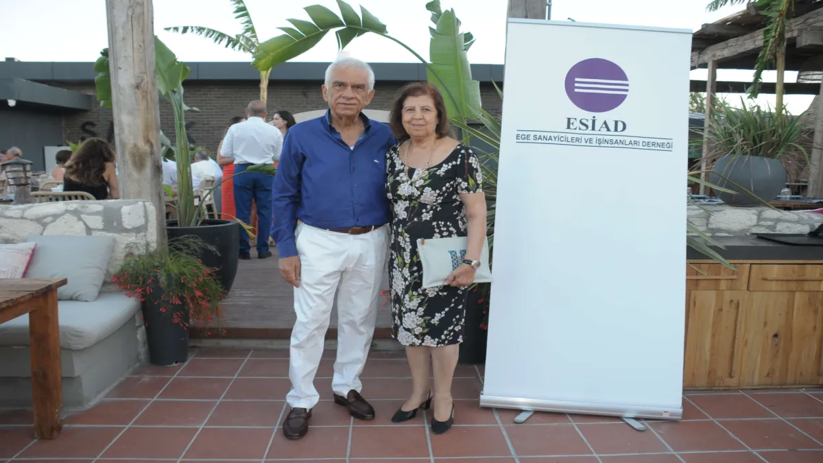 ESİAD üyeleri Alaçatı’da bir araya geldi - 976
