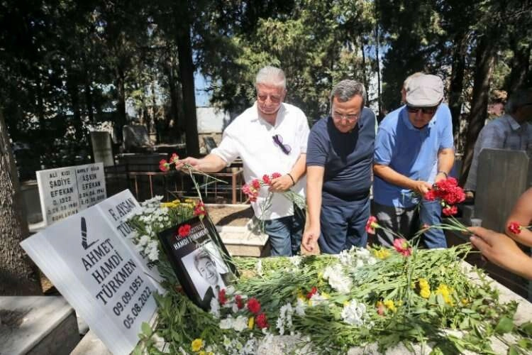 Hamdi Türkmen’e anma töreni düzenlendi